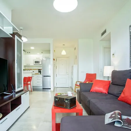 Sunstay Costa Flat Ii טורמולינוס